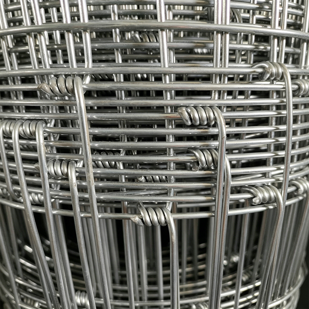 Galvanized Hinge Joint Pasture Field Fence for Livestock Farm Grassland